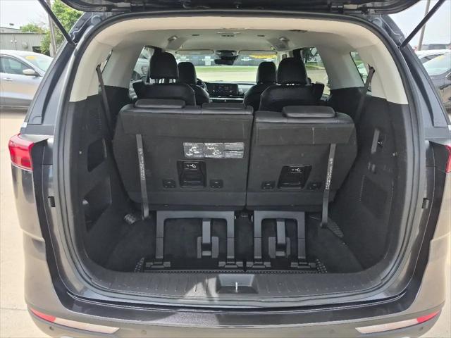 2023 Kia Carnival MPV LX Seat Package