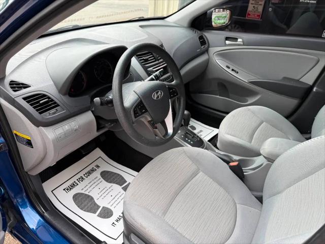 2016 Hyundai Accent SE