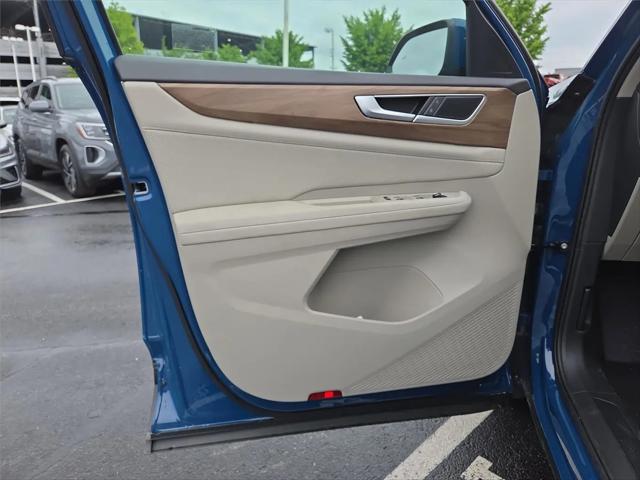 2026 Volkswagen Atlas SE