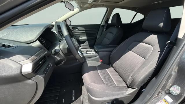 2026 Nissan Altima SV FWD