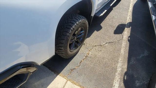 2022 Chevrolet Silverado 1500 4WD Crew Cab Short Bed Custom Trail Boss
