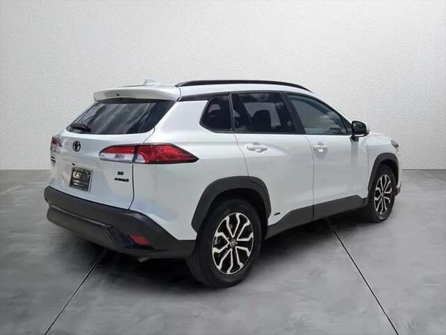 2023 Toyota Corolla Cross Hybrid SE