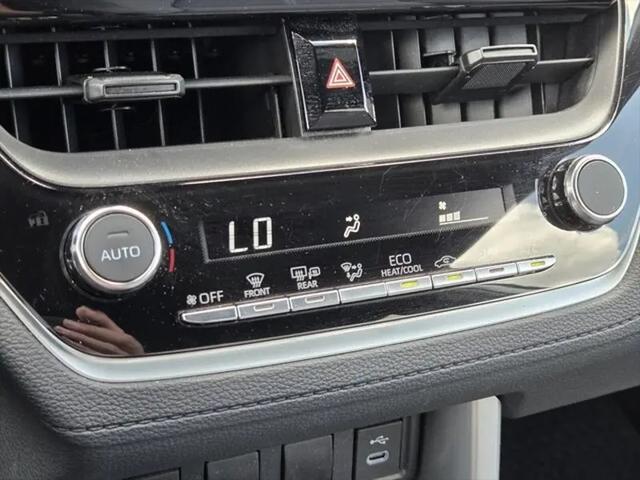 2023 Toyota Corolla Cross Hybrid SE
