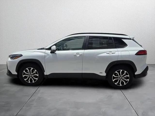 2023 Toyota Corolla Cross Hybrid SE