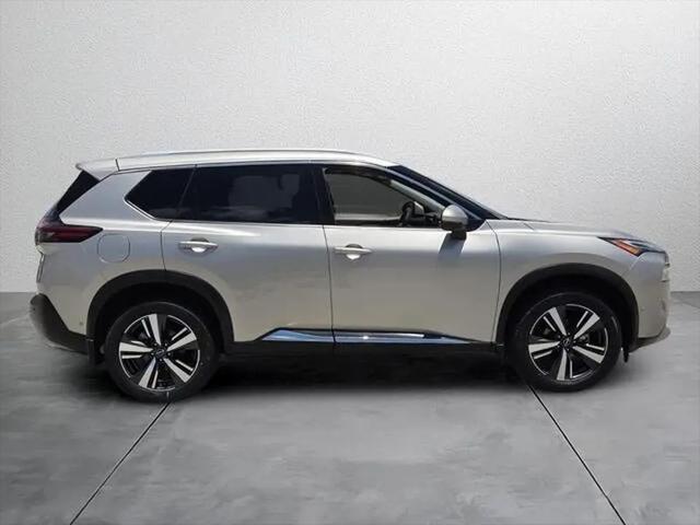2023 Nissan Rogue Platinum FWD