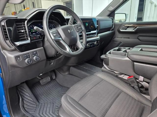 2023 Chevrolet Silverado 1500 4WD Crew Cab Short Bed LT Trail Boss