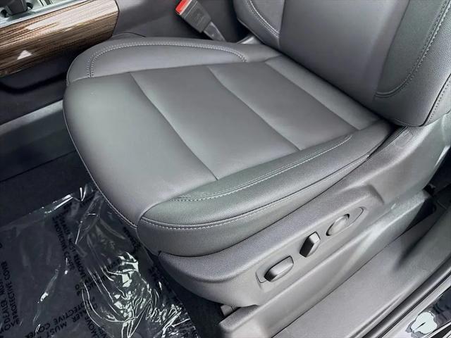 2026 Chevrolet Silverado 1500 4WD Crew Cab Short Bed RST