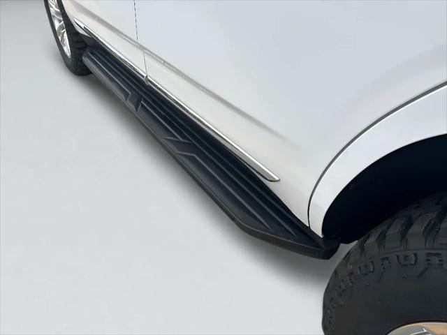 2024 GMC Yukon 4WD SLT