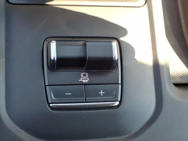2024 GMC Sierra 1500 4WD Crew Cab Short Box AT4X