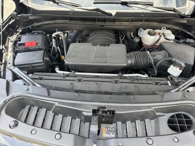 2025 Chevrolet Suburban 2WD RST