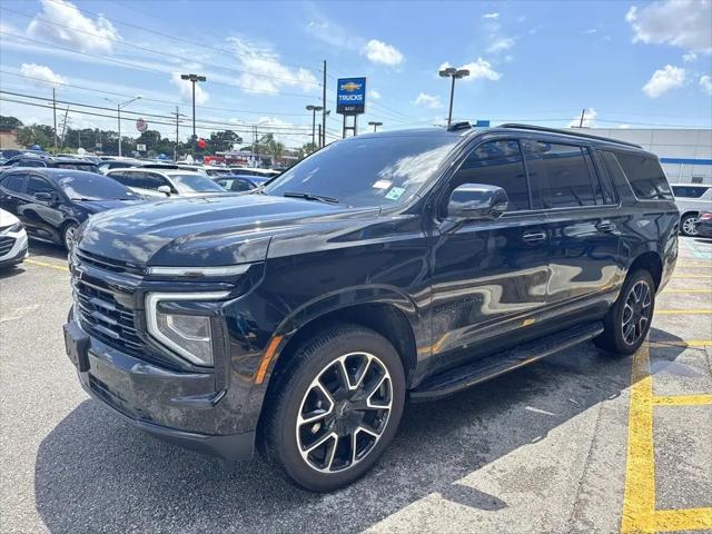 2025 Chevrolet Suburban 2WD RST