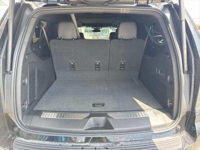 2025 Chevrolet Suburban 2WD RST
