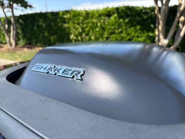 2016 Dodge Challenger R/T Plus Shaker