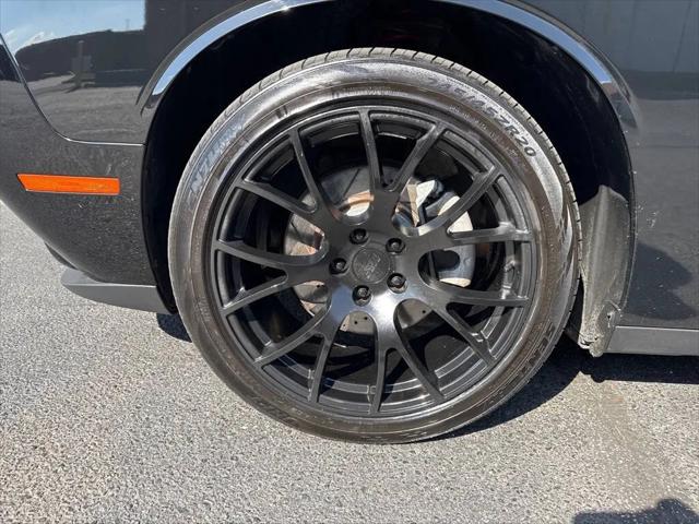 2016 Dodge Challenger R/T Plus Shaker