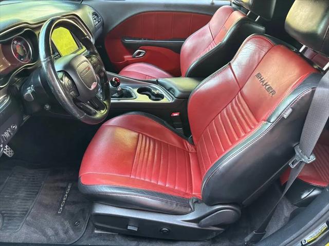 2016 Dodge Challenger R/T Plus Shaker