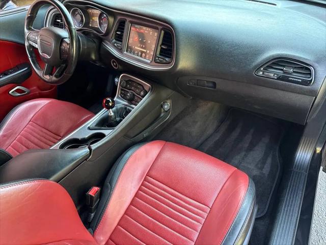2016 Dodge Challenger R/T Plus Shaker
