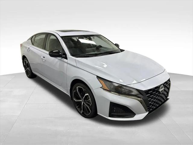 2025 Nissan Altima SR AWD