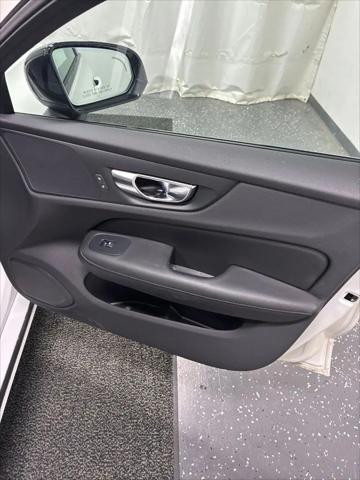 2025 Volvo S60 B5 Core
