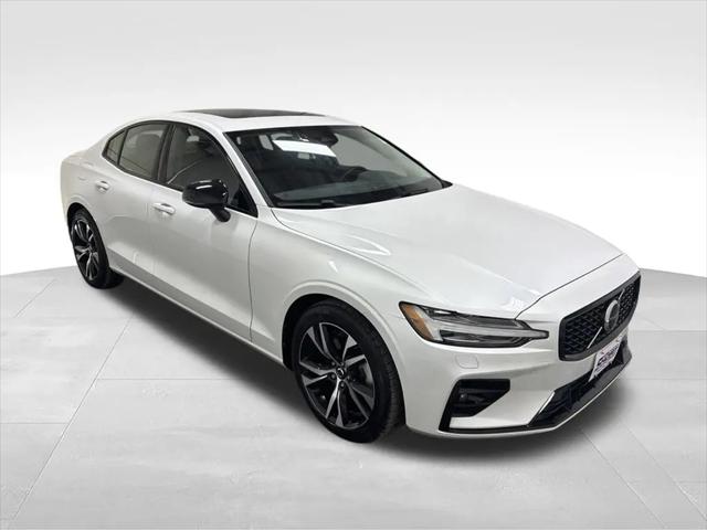 2025 Volvo S60 B5 Core