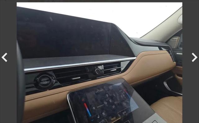 2025 INFINITI QX80 SENSORY AWD