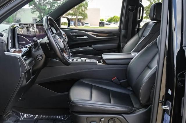 2023 Cadillac Escalade ESV 2WD Luxury