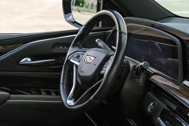 2023 Cadillac Escalade ESV 2WD Luxury