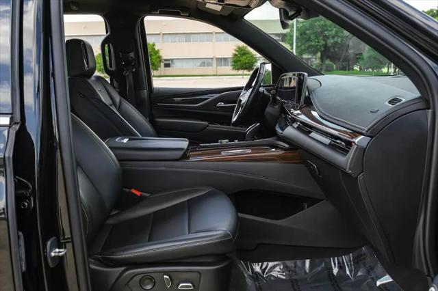 2023 Cadillac Escalade ESV 2WD Luxury