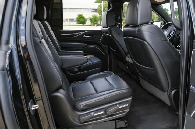 2023 Cadillac Escalade ESV 2WD Luxury