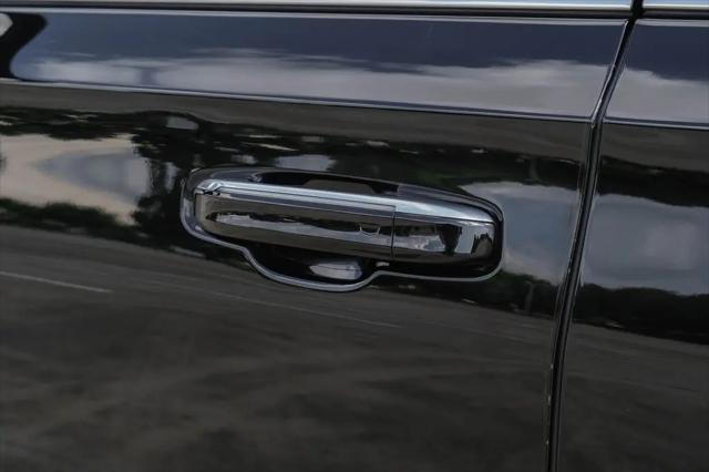 2023 Cadillac Escalade ESV 2WD Luxury