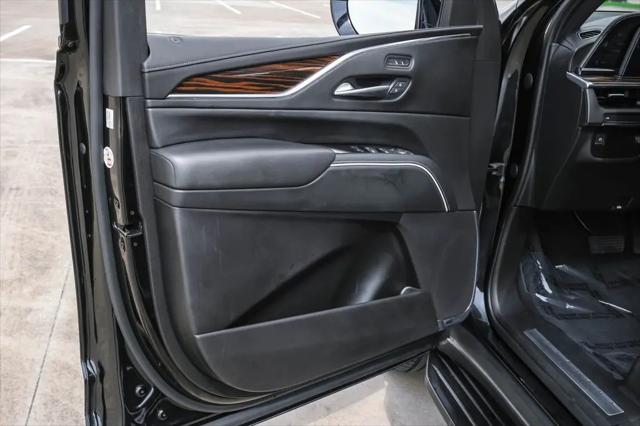 2023 Cadillac Escalade ESV 2WD Luxury