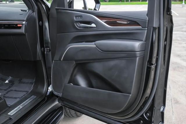 2023 Cadillac Escalade ESV 2WD Luxury