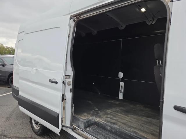 2023 Ford Transit Cargo Van T-250
