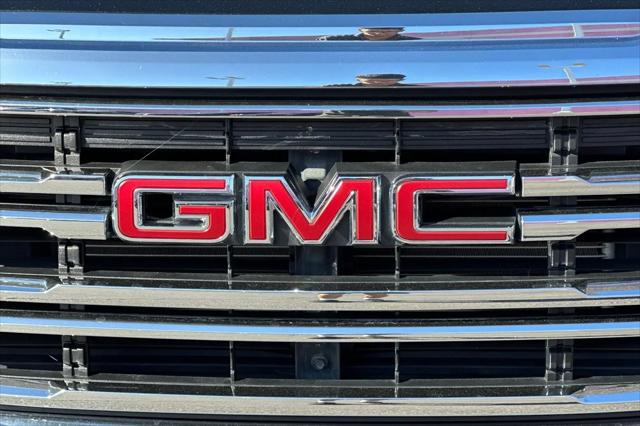 2022 GMC Acadia FWD SLT