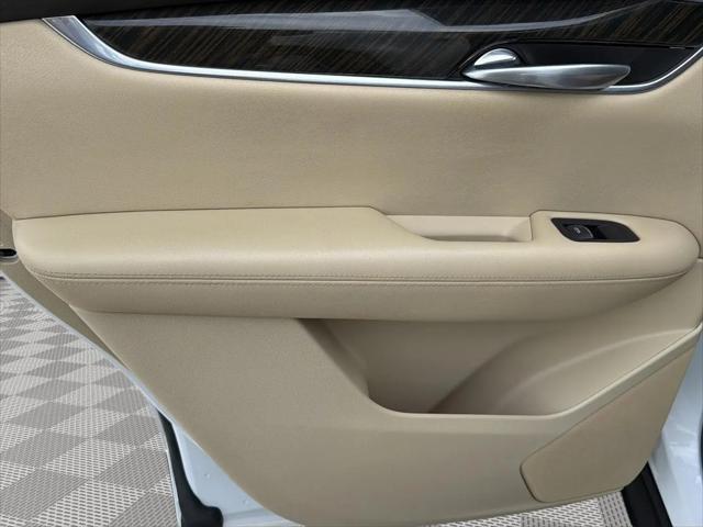 2019 Cadillac XT5 Standard