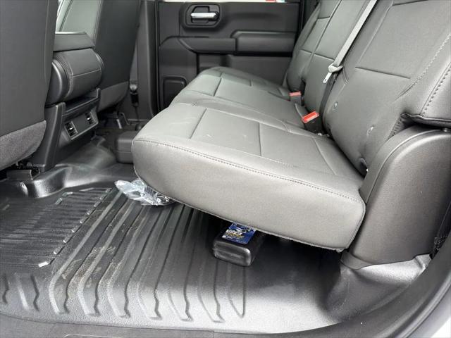 2026 Chevrolet Silverado 3500HD Crew Cab, Long Bed, WT Dual Rear Wheel, RWD