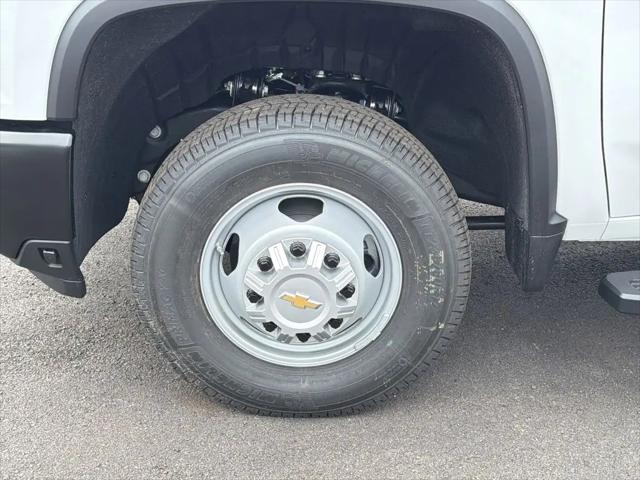 2026 Chevrolet Silverado 3500HD Crew Cab, Long Bed, WT Dual Rear Wheel, RWD