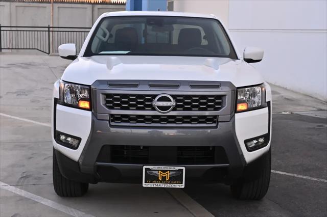 2025 Nissan Frontier Crew Cab Long Bed SV 4x2