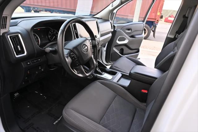 2025 Nissan Frontier Crew Cab Long Bed SV 4x2