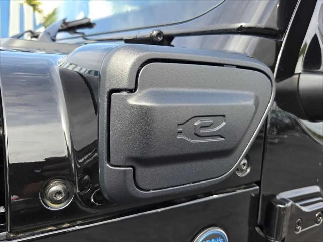 2024 Jeep Wrangler 4xe Summit 4xe