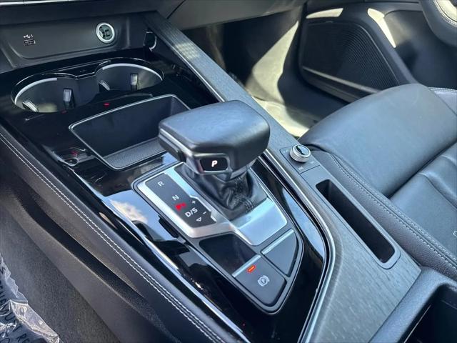 2024 Audi A4 Premium Plus 45 TFSI S line quattro S tronic