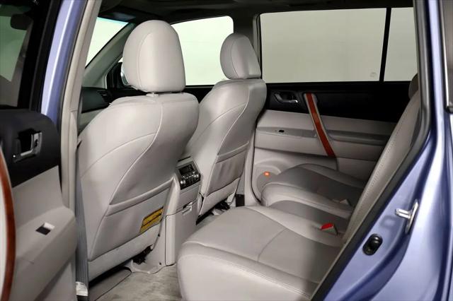 2010 Toyota Highlander Limited V6