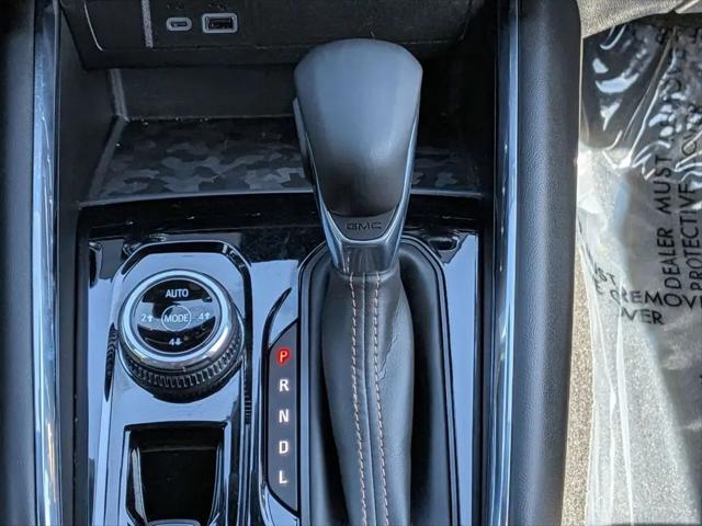 2025 GMC Canyon AT4 4WD