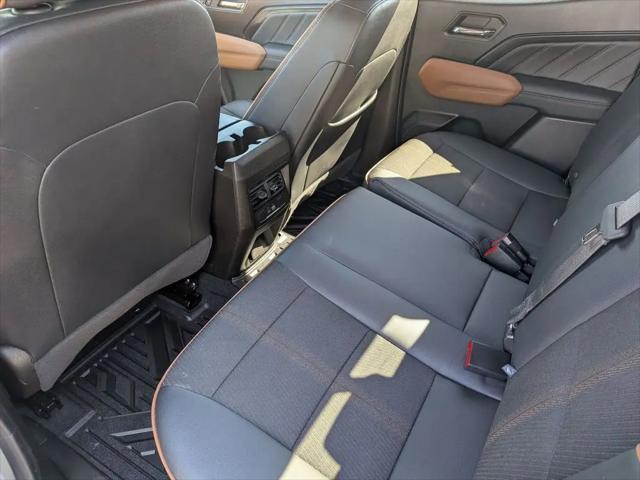 2025 GMC Canyon AT4 4WD