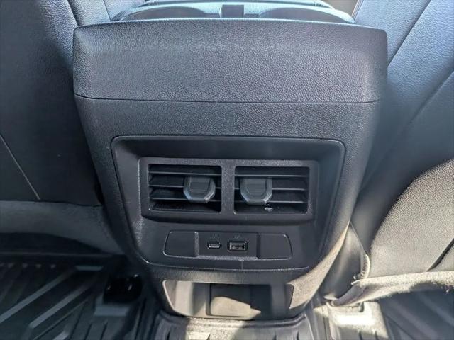 2025 GMC Canyon AT4 4WD