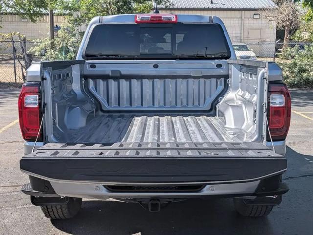 2025 GMC Canyon AT4 4WD