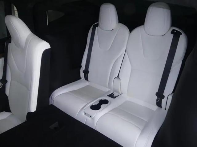 2023 Tesla Model X Standard Range