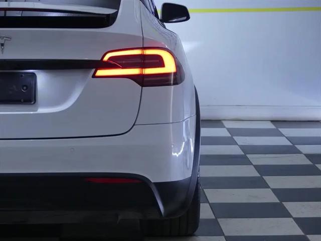 2023 Tesla Model X Standard Range