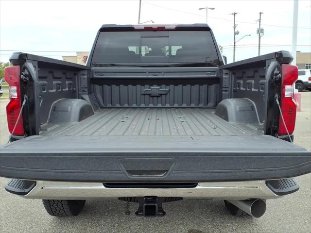 2026 Chevrolet Silverado 2500HD Crew Cab, Standard Bed, LT, 4WD