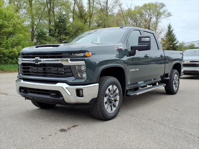 2026 Chevrolet Silverado 2500HD Crew Cab, Standard Bed, LT, 4WD