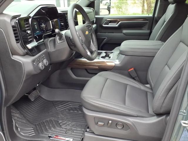 2026 Chevrolet Silverado 2500HD Crew Cab, Standard Bed, LT, 4WD